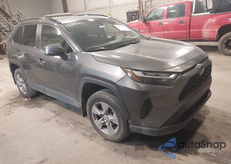 2024 Toyota Rav4 Xle из США, поврежденный, VIN 2T3W1RFV3RC257937